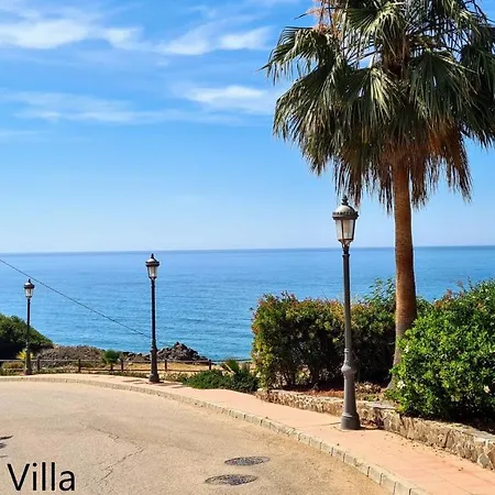 Villa Silhouse Villas