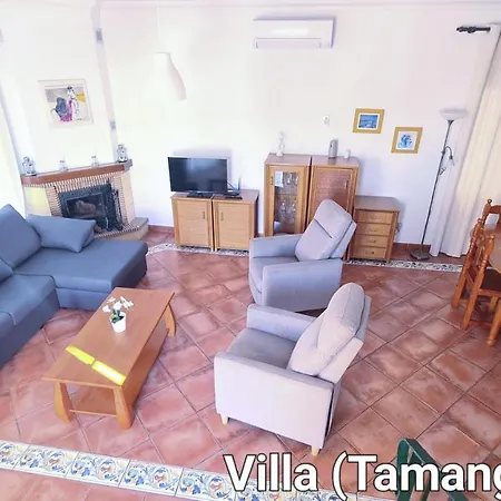 Villa Silhouse Villas *