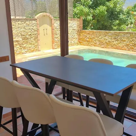 Silhouse Villas * Nerja